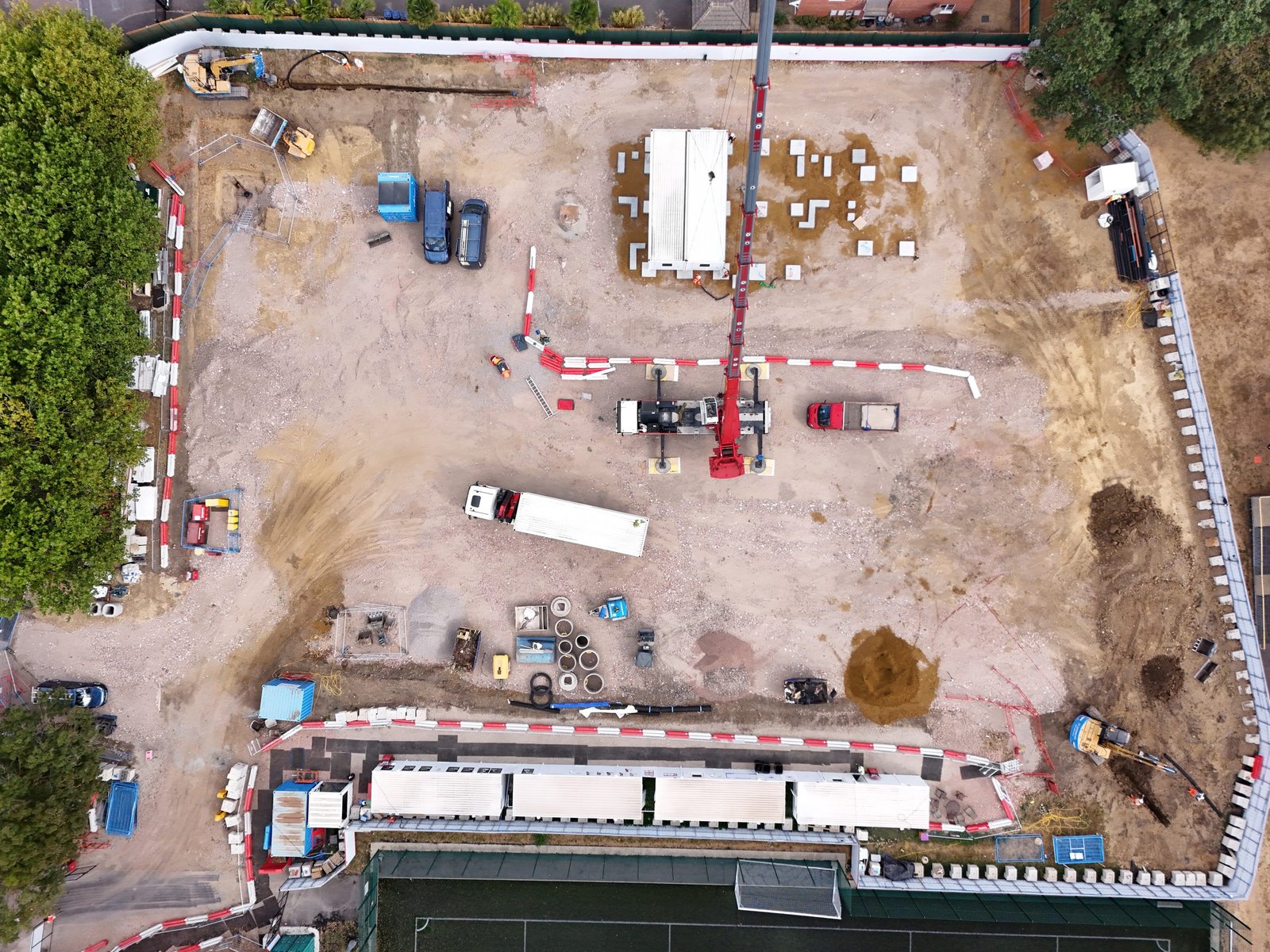 Complete top-down aerial view of a construction site